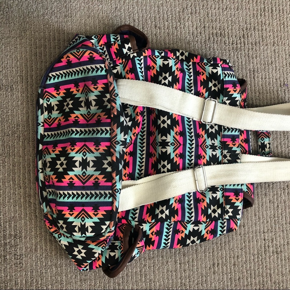 Drawstring Backpack Tribal Print - Picture 9 of 10